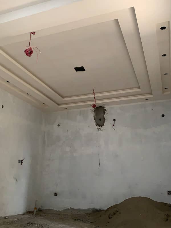 5 MARLA GREY STRUCTER WITH FALL CEILING AND ELECTRIC WIRING FOR SALE. 8