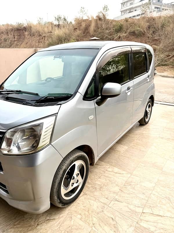 Daihatsu Move 2015 1