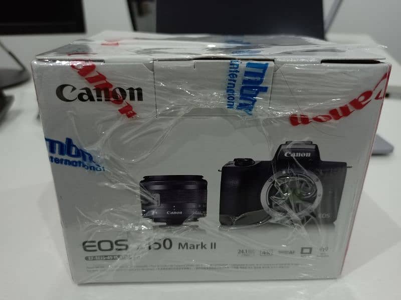 Canon m50 mark ii - Mirror less camera with 15-45 lens 4k Resolution 1