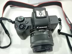 Canon m50 mark ii - Mirror less camera with 15-45 lens 4k Resolution