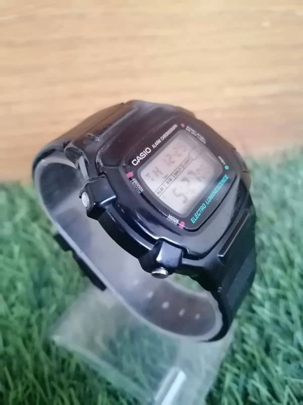 Casio W-740 Vintage Japan 6