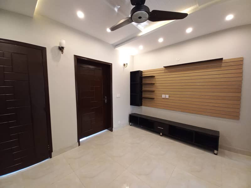 5 MARLA BRAND NEW HOUSE FOR SALE IN ITTEHAD TOWN RAIWIND ROAD LAHORE. 21