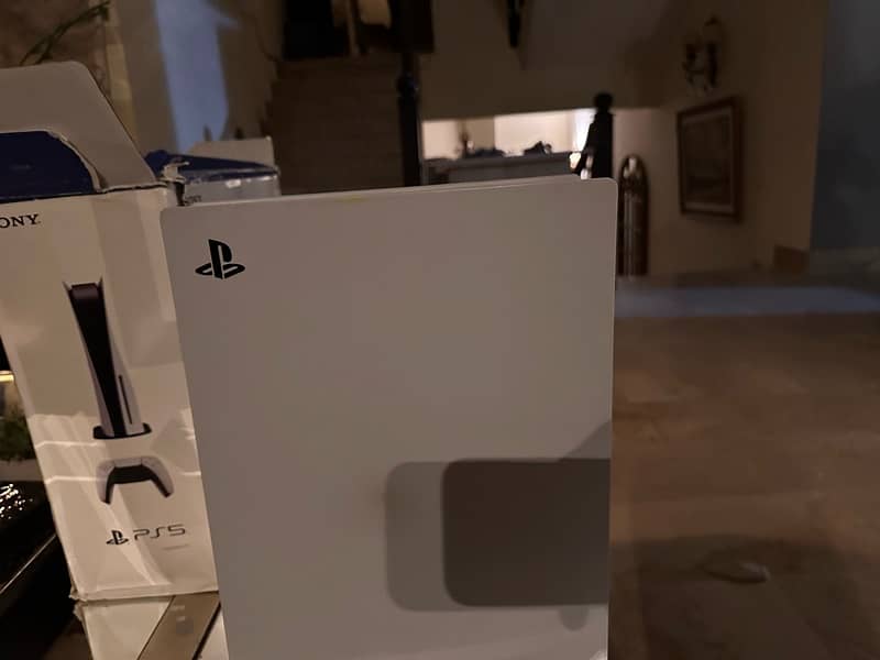 PS5 disc edition 2 Controllers Middle East Version 03275118236 2