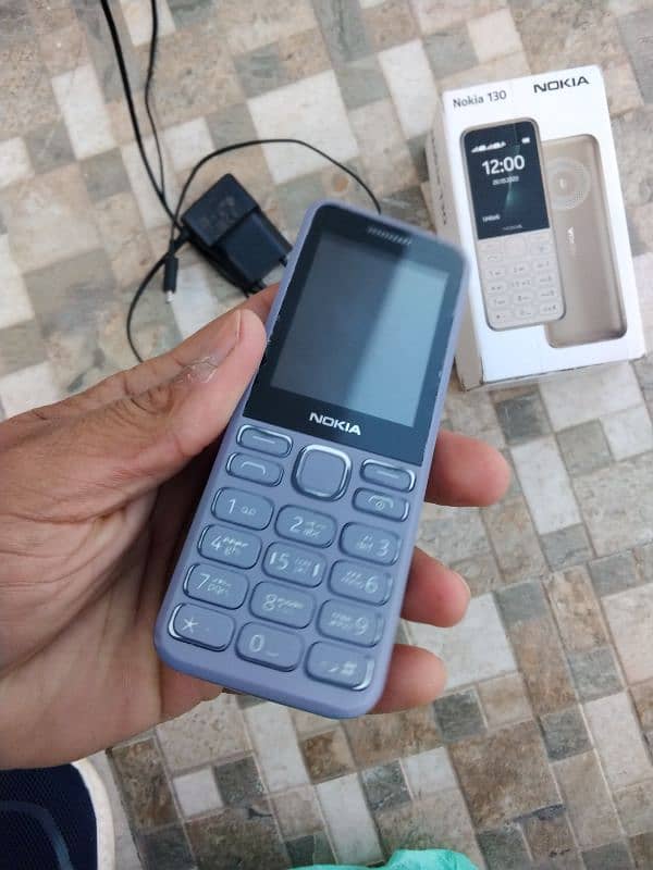 Nokia 130 complete box 9