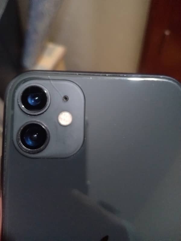 Iphone 11 128GB PTA 8