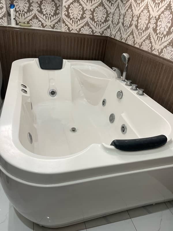 luxurious jaccuzi 2