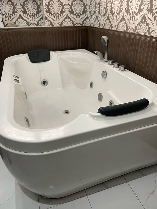 luxurious jaccuzi 5