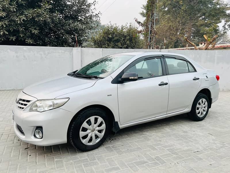 Toyota Corolla GLI 2011 10