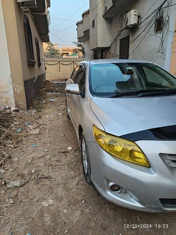 Toyota Altis Grande 2010 4