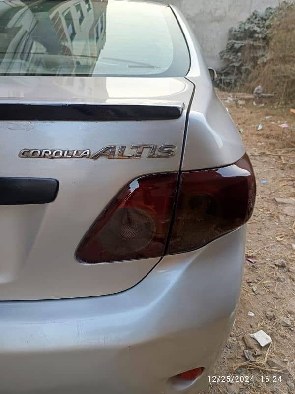 Toyota Altis Grande 2010 6