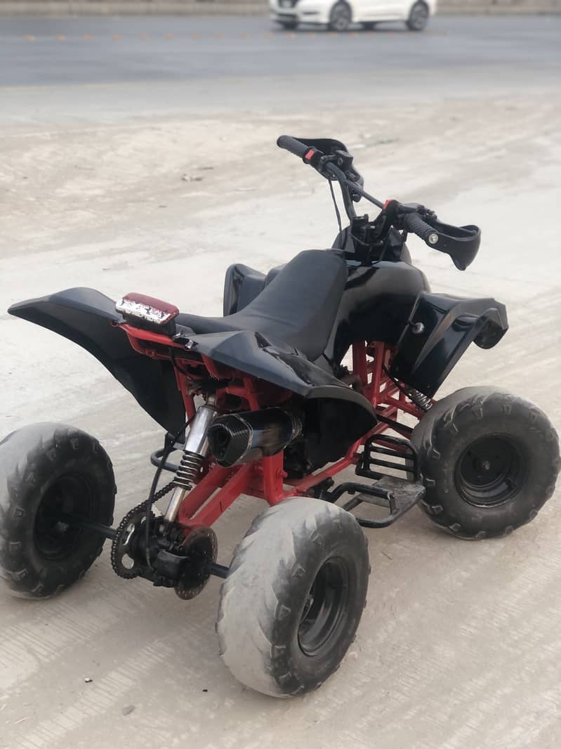 ATV Quad bike for sale look brand new and aggressive 2