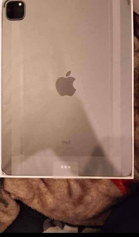 Apple ipad Pro m1 with box ipad air 1