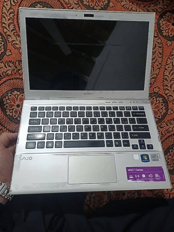 Sony vaio t series laptop 0