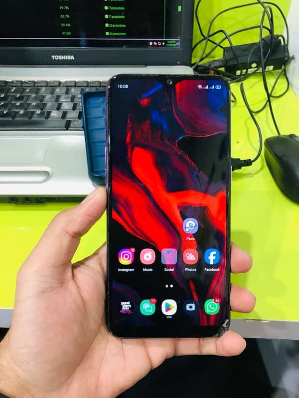 Oppo f9 4/64gb with box 0