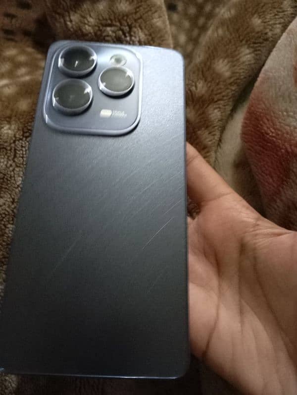 infinix hot 40 pro 2