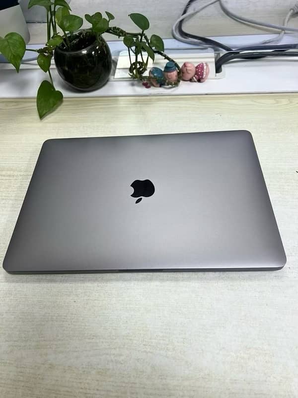 Apple MacBook Pro i5 2020 3