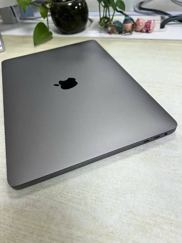 Apple MacBook Pro i5 2020 4