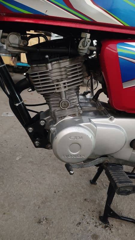 CG Honda 125 2022 Karachi num 10/10 geniun 10