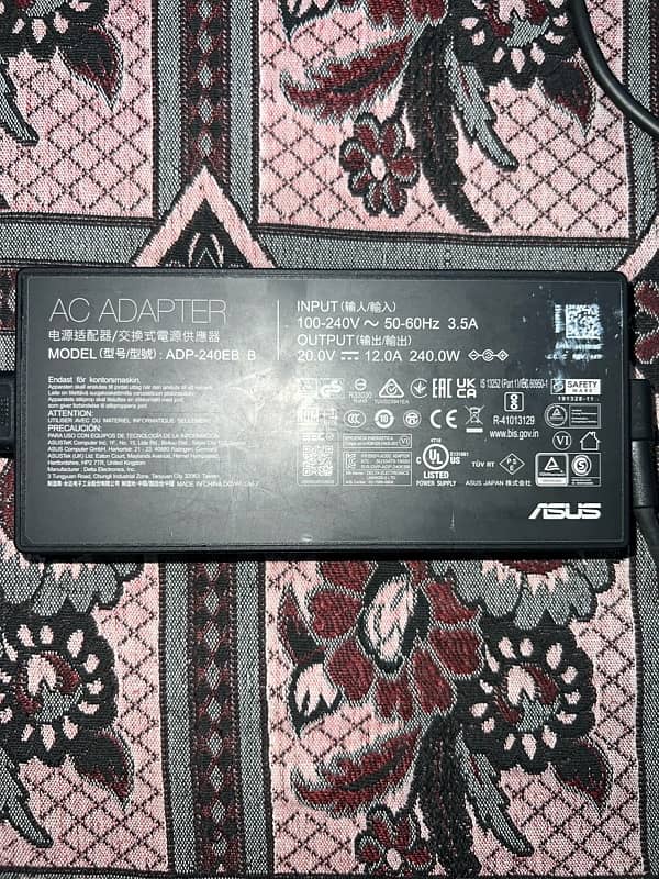 ASUS ROG STRIX G513-RM 10