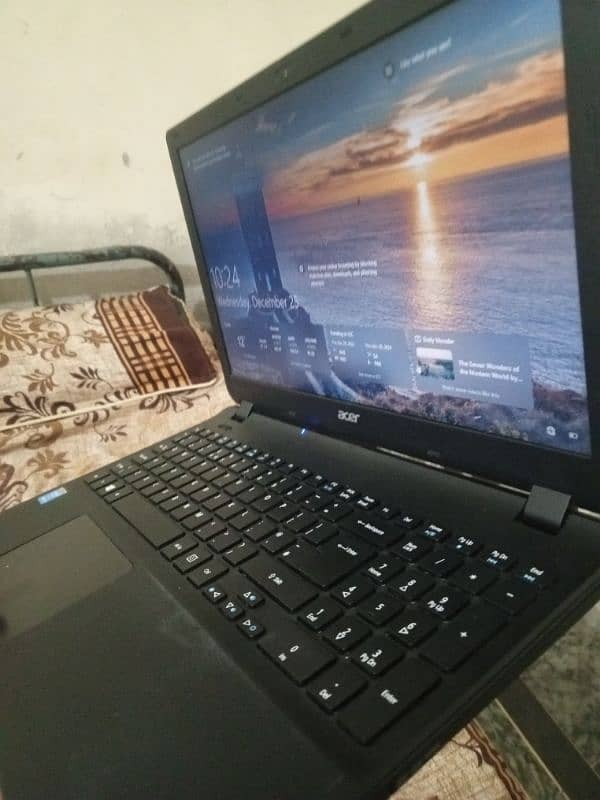 Gaming Acer Laptop core i3 5th  Generation Good condition 2