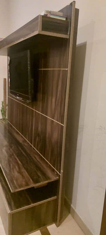 LCD wood wall with shelf 4