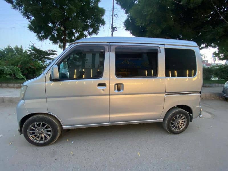 Daihatsu Hijet 2017 0