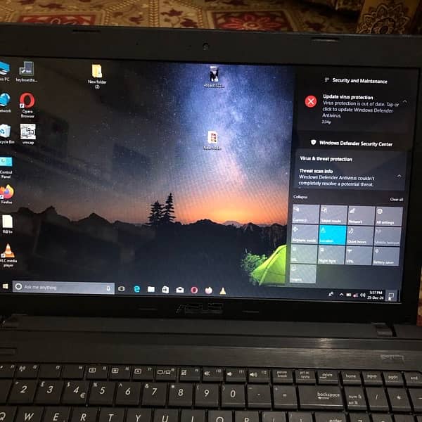 Asus laptop full ok condition 3