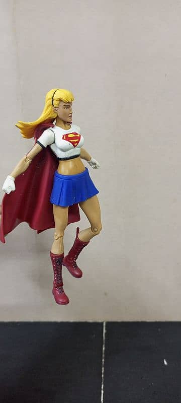 DC Universe Classics Super Heroes Superman DC Supergirl Action Figure 9