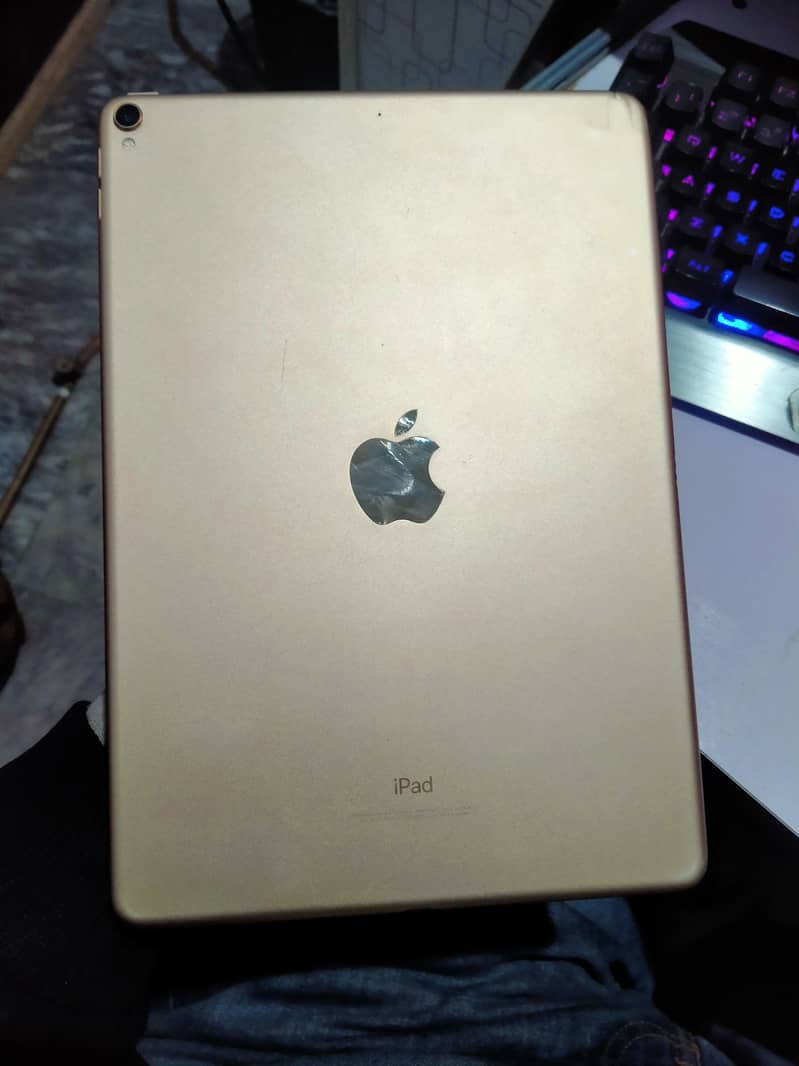 ipad pro 10.5 inch (original condition) 0