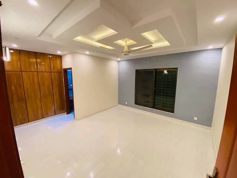 1 KANAL UPPER PORTION AVAILABLE FOR RENT IN GULSHAN E LHR NEAR TO WAPDA TOWN AND PUNJAB SCHOOL 7