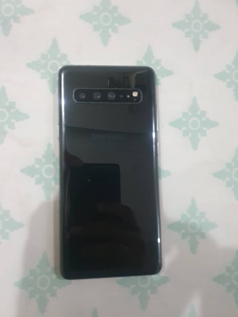 Samsung Mobile S10 5G 7