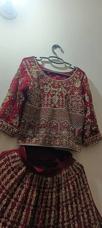 Bridal lehenga 1 month old 3