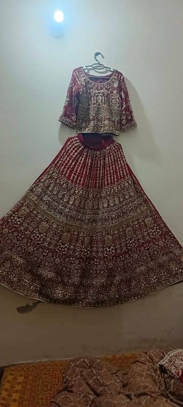 Bridal lehenga 1 month old 7