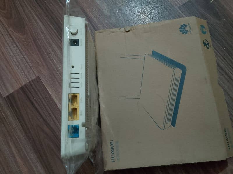 Wifi fiber router new at a reasonable price Huawei router 2