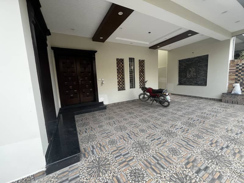 10 MARLA TILE FLOORING FULL HOUSE AVAILABLE FOR RENT IN WAPDA TOWN PHASE 1 17