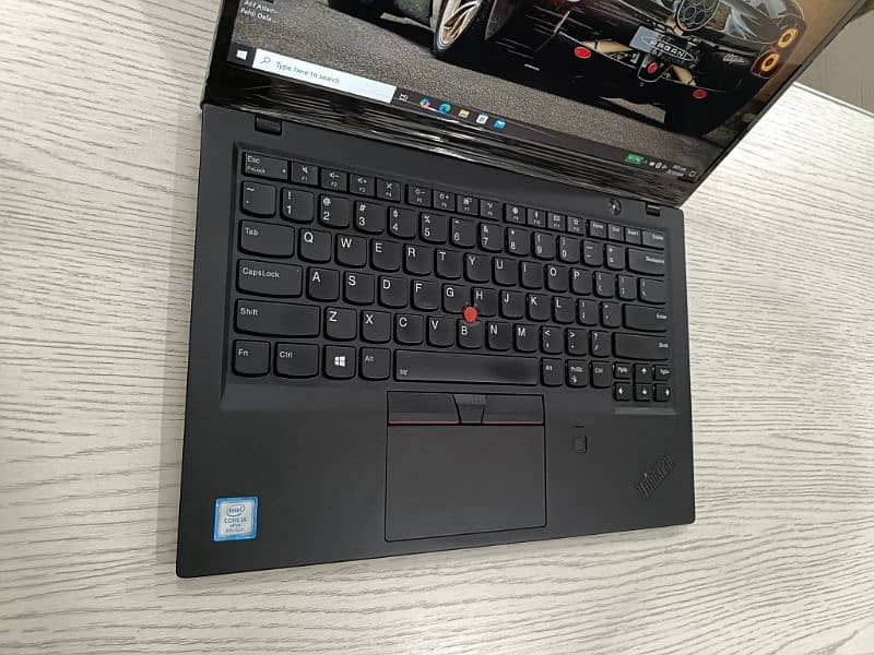 Lenovo Thinkpad X1 carbon core i5 8th gen quadcore 14 inch 2k ips led 3