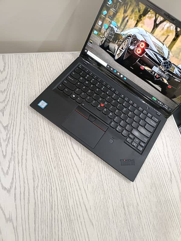 Lenovo Thinkpad X1 carbon core i5 8th gen quadcore 14 inch 2k ips led 5