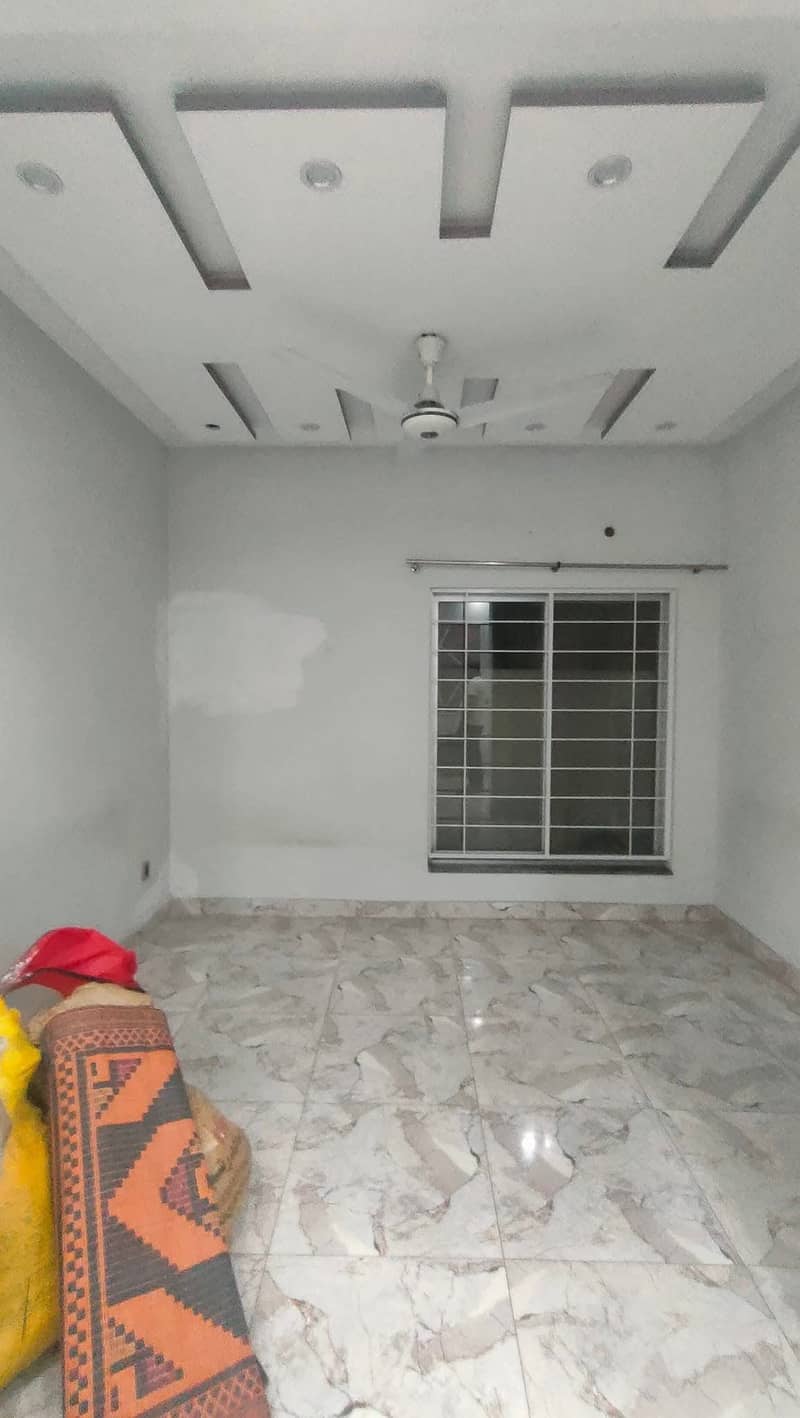 5 MARLA FIRST FLOOR AVAILABLE FOR RENT IN GULSHAN E LHR NEAR TO WAPDA TOWN 1