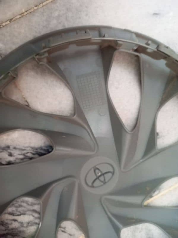 Original Toyota Yaris  Japanese wheel cup 14 inch 2