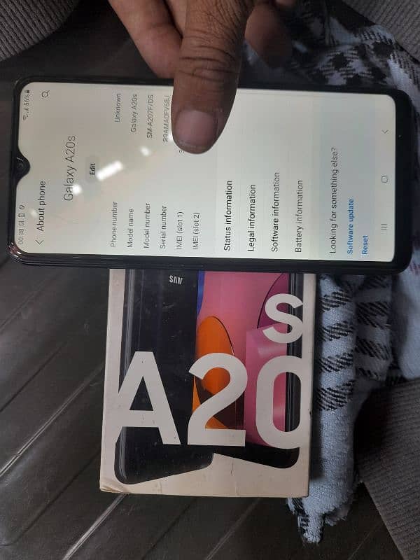 galaxy a20s urgent sale need cash box and charger 1