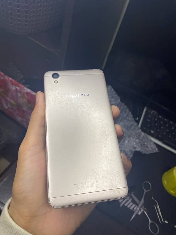 oppo A37 all ok only phone urgent sale 1