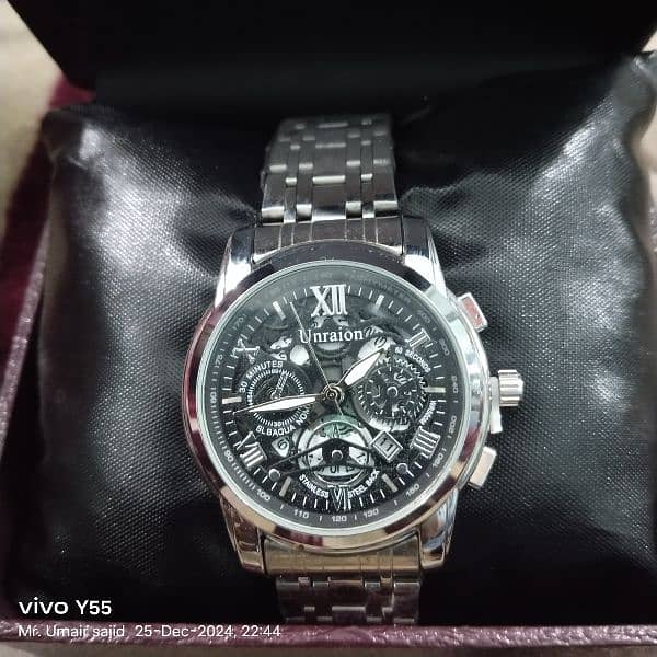 HIGH QUALITY WATCH  WITH FREE BOX 1