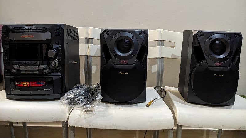 PANASONIC CD Stereo System - 3 Piece System 1