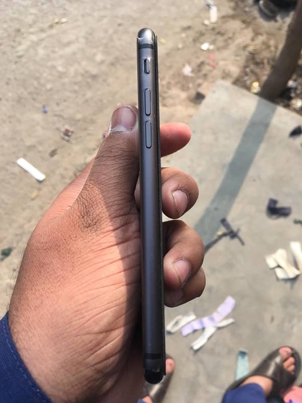 iPhone 8 /64gb non pta 3