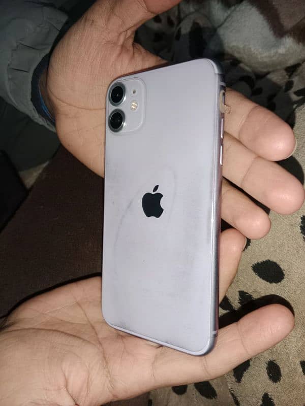 iphone 11 10/9 . . . 03461546541 6