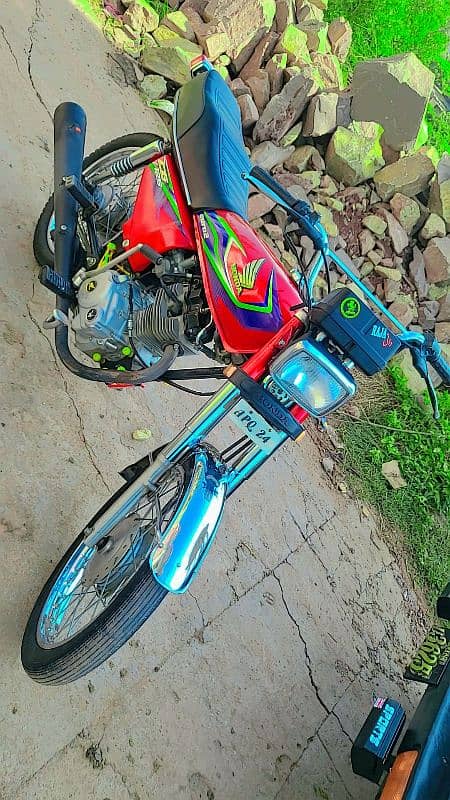 Honda 125 lush condsion 1