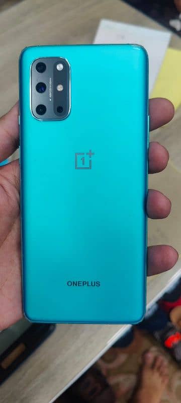 one plus 8t 1