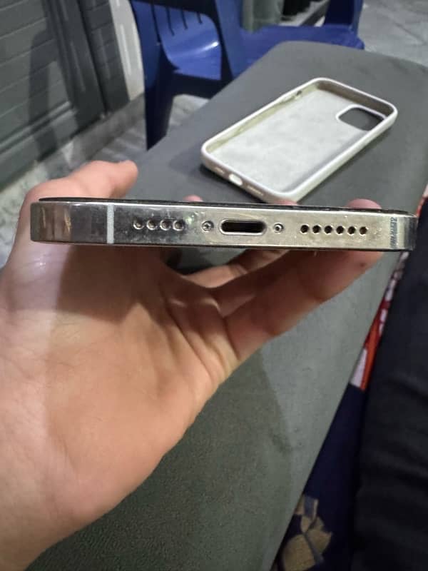 Iphone 12 pro max  color silver  non pta 3