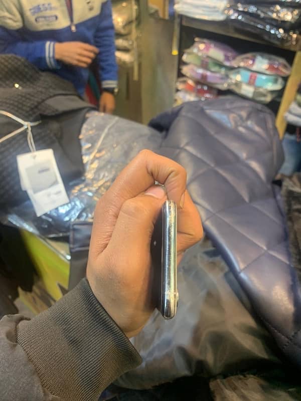 i phone xs 64gb nonpta factory unlock 4