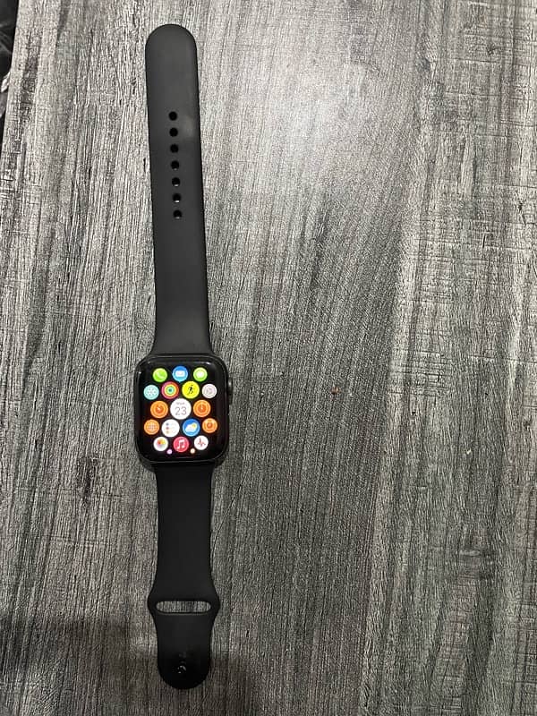 apple watch series 4,44mm 0